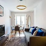 Lägenhet Guestready - Cosy Near Money Museum *