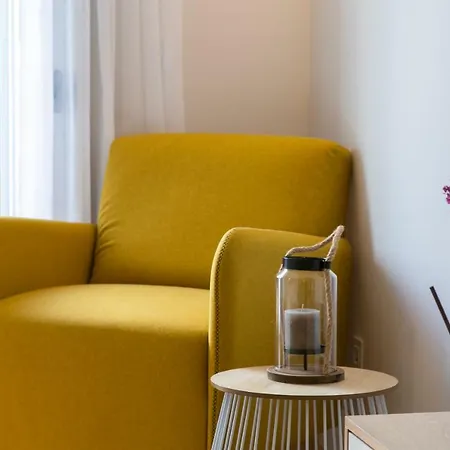 Joivy Downtown Deluxe Apartment